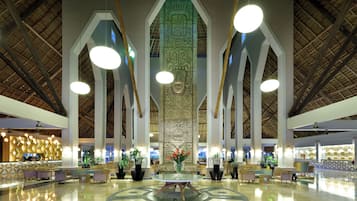 Área de estar no saguão