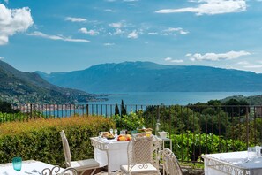 Italian cuisine, pool views 