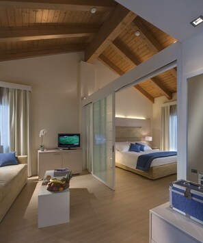 Suite, 1 Queen Bed