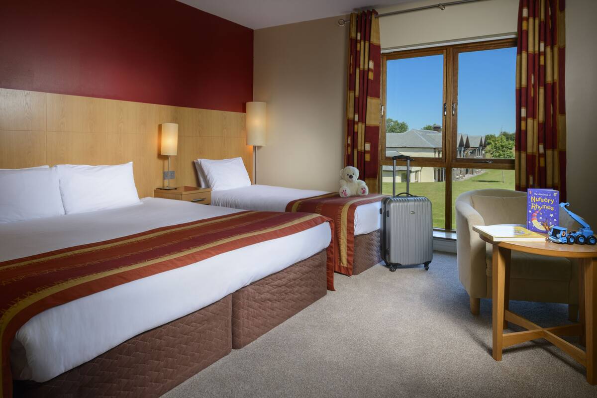 In-room safe, desk, iron/ironing board, free cots/infant beds
