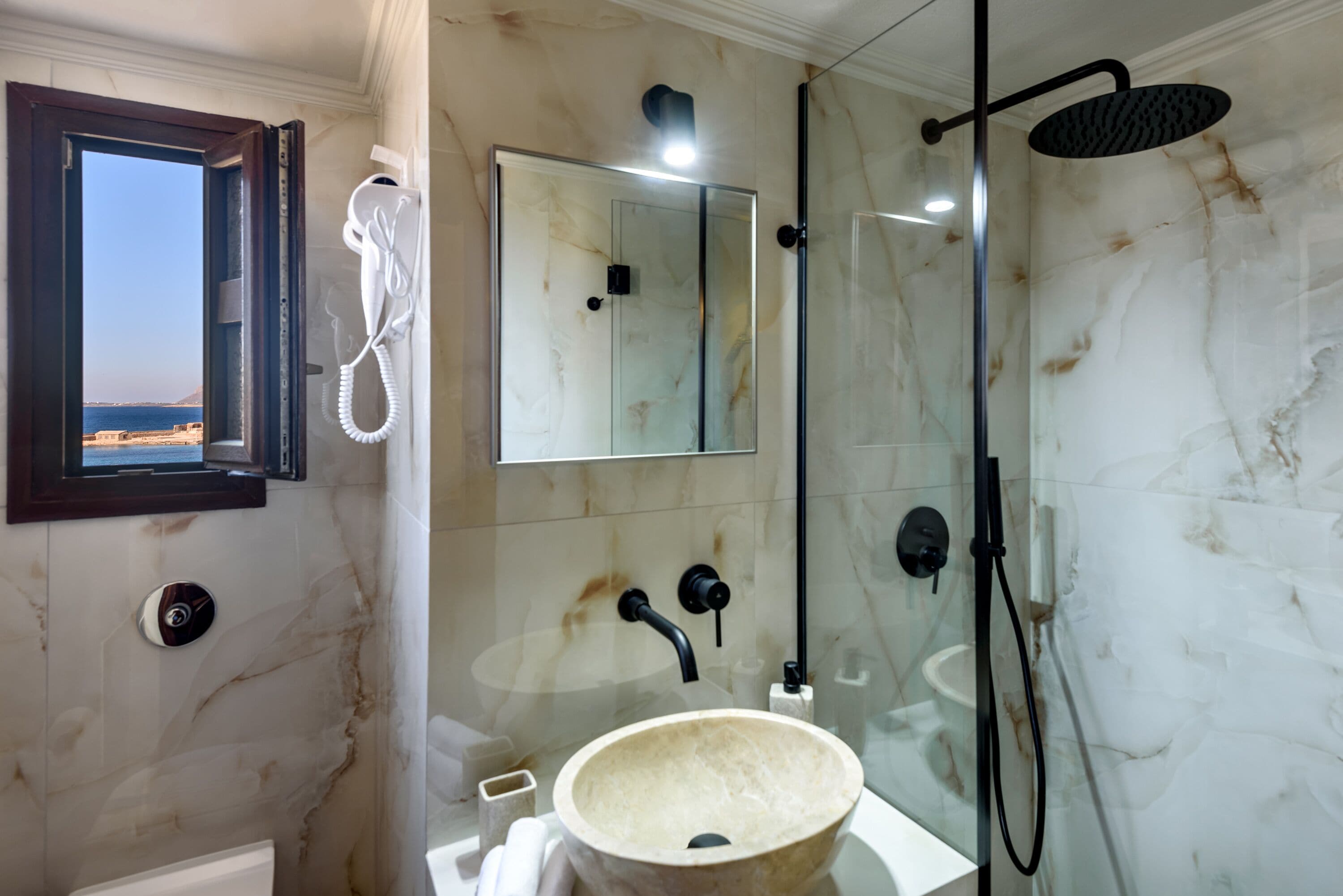 double room | bathroom | shower, free toiletries, hair dryer, slippers