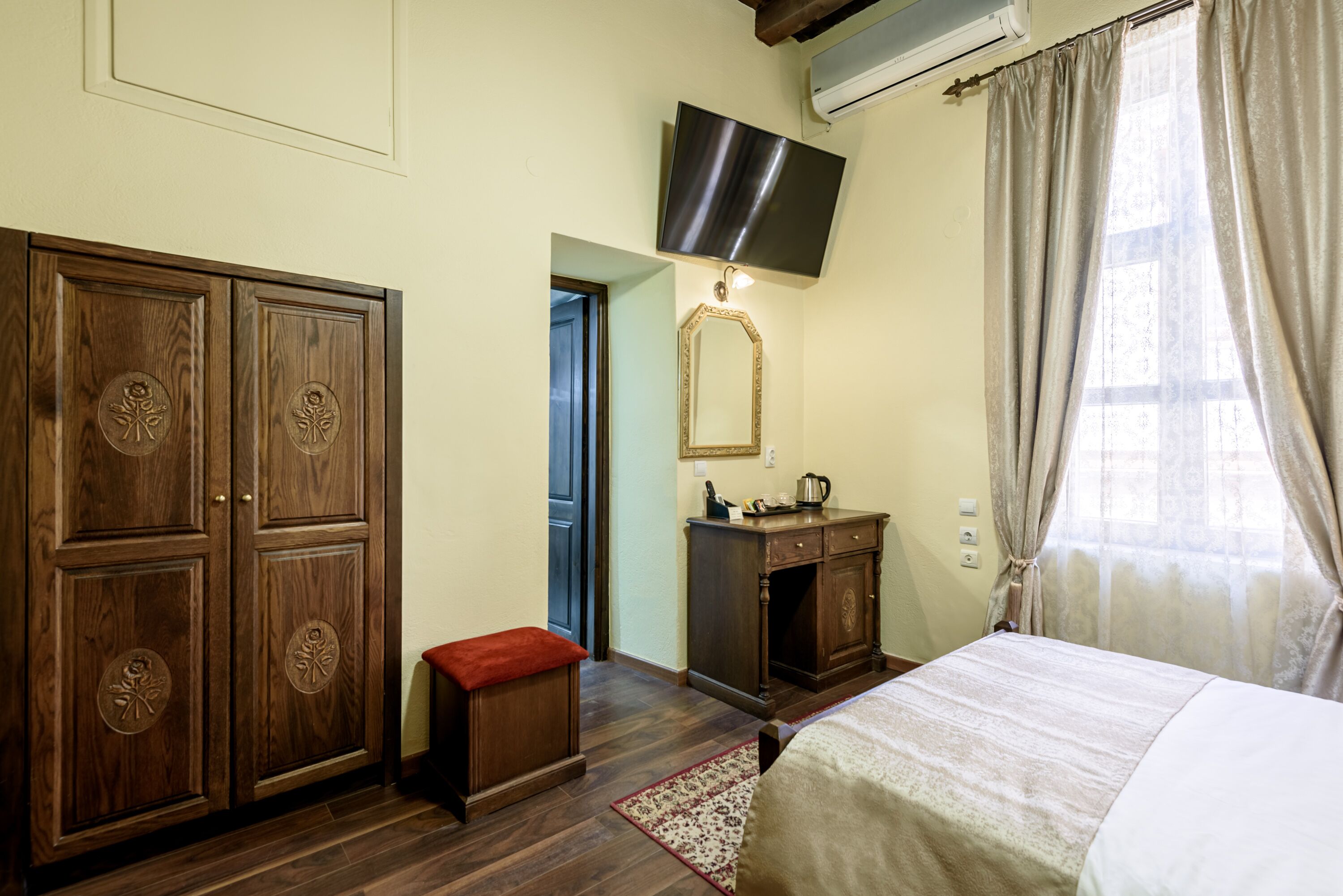 Minibar, in-room safe, desk, blackout curtains