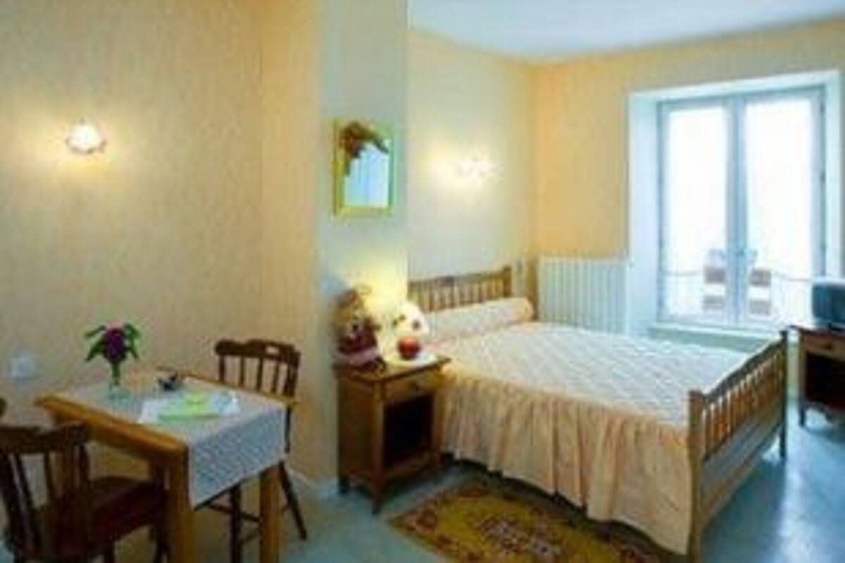 Single Room | Desk, free WiFi