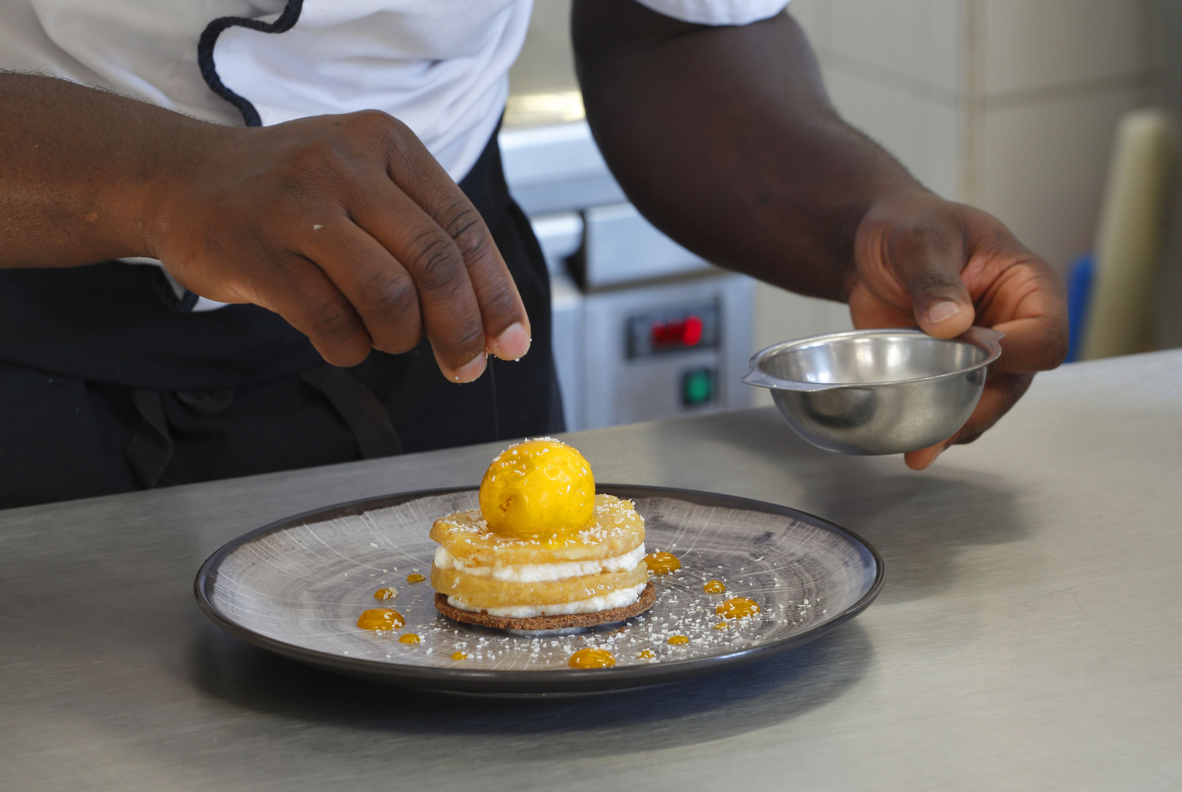 lunch and dinner served, french cuisine