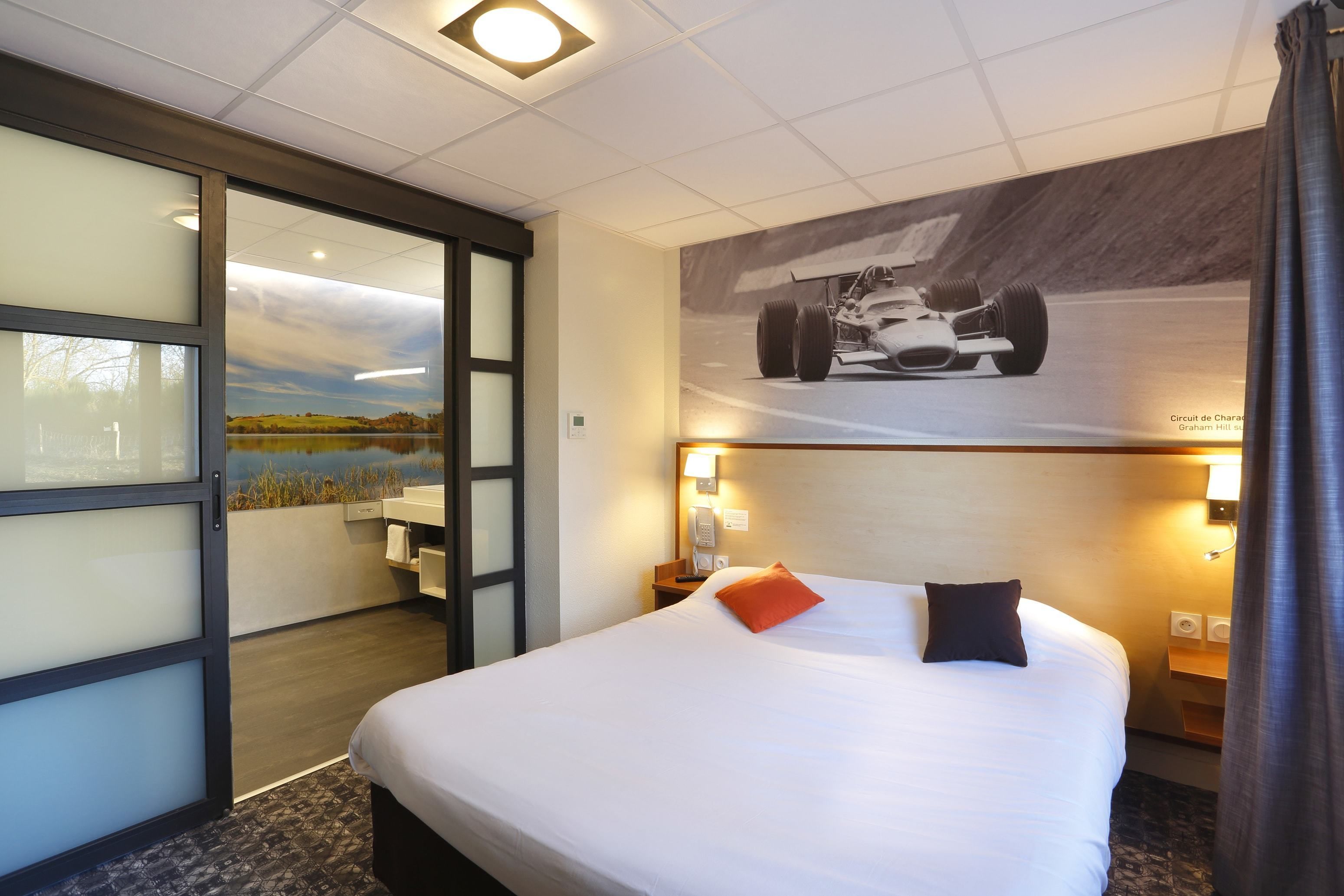 junior suite | in-room safe, desk, laptop workspace, soundproofing