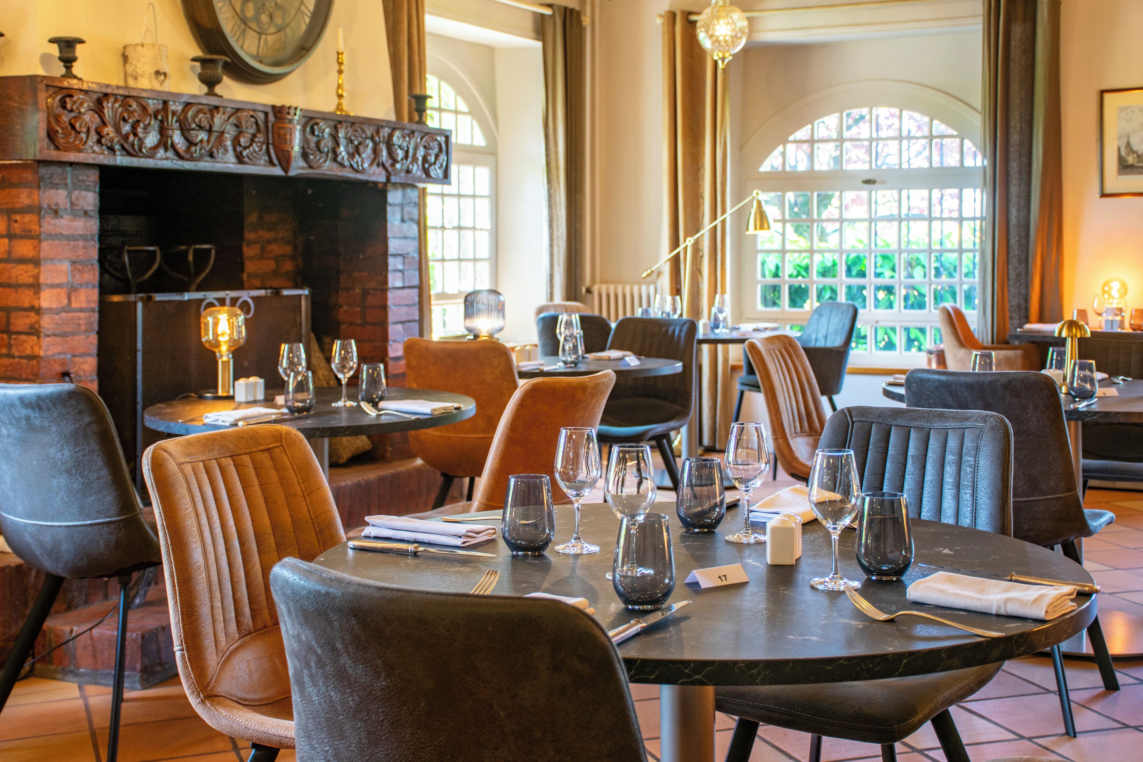 lunch and dinner served, regional cuisine