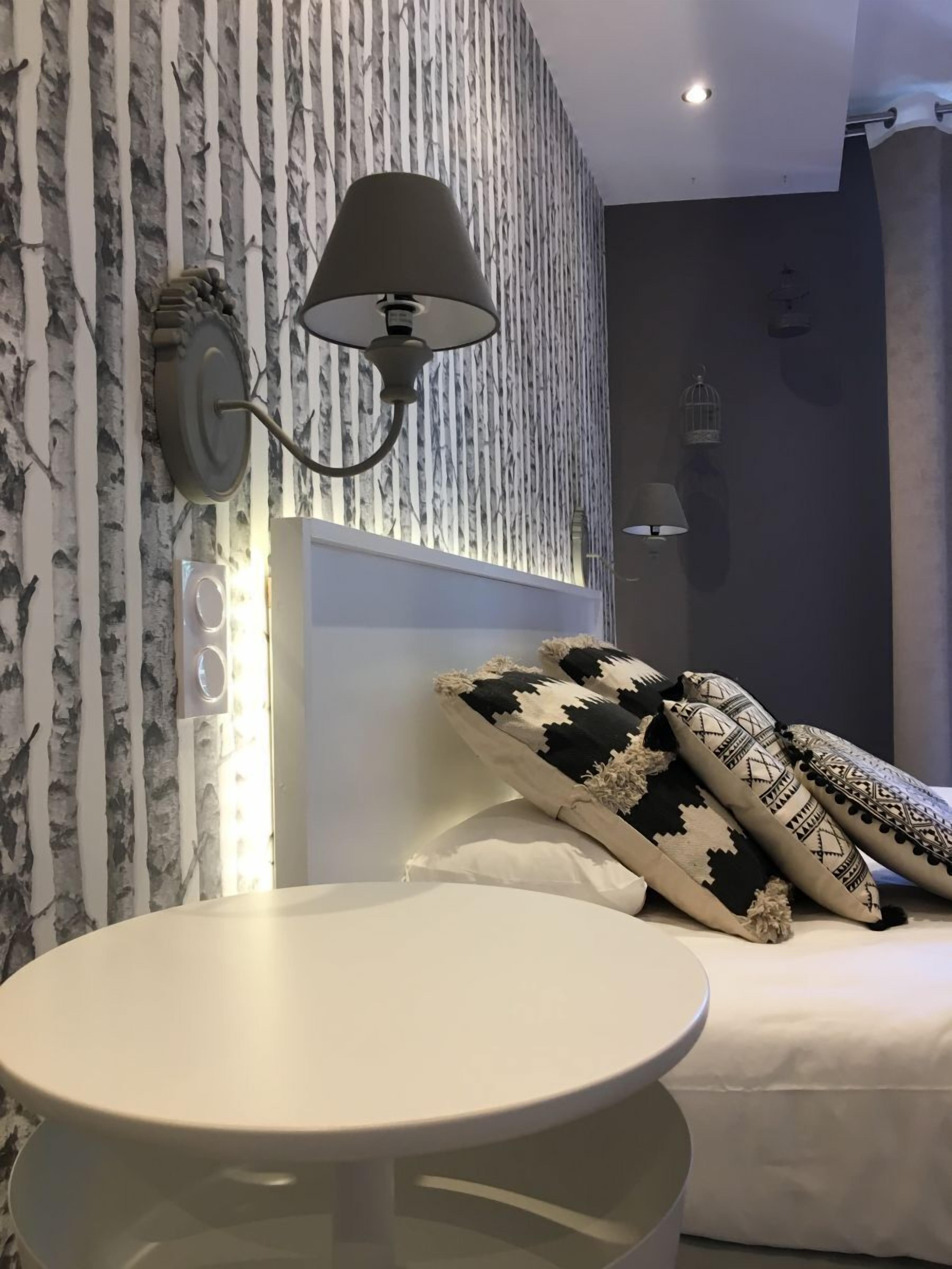 junior suite | 1 bedroom, individually decorated, individually furnished, desk