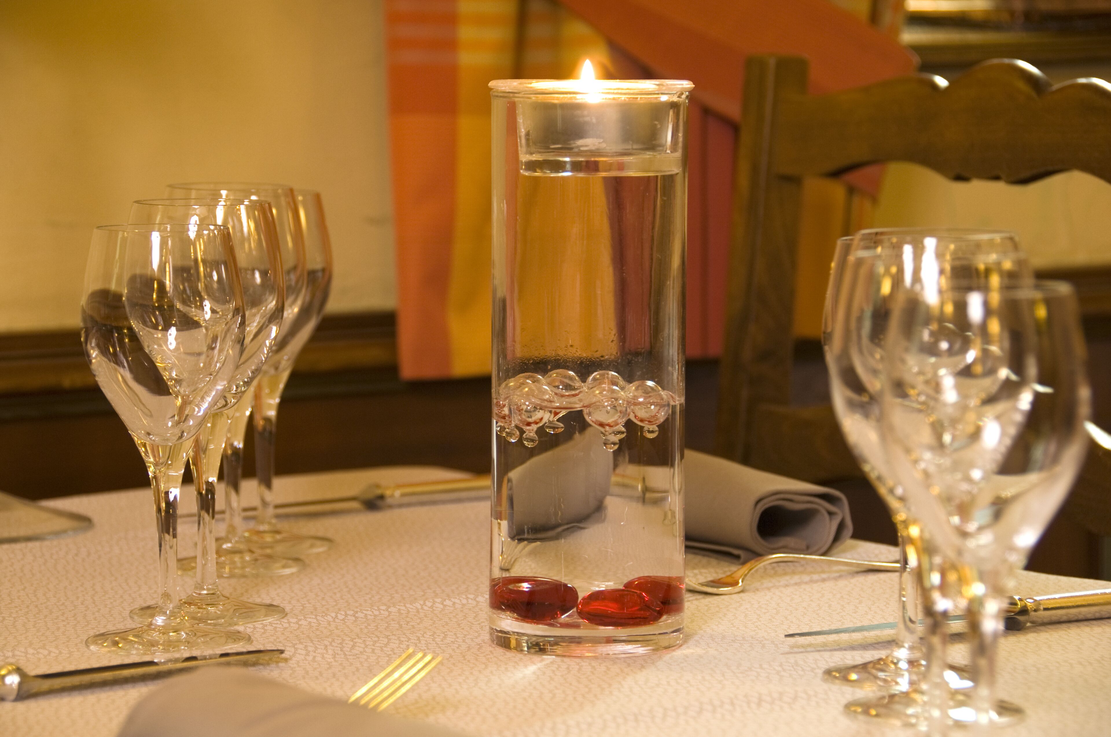 lunch and dinner served, regional cuisine