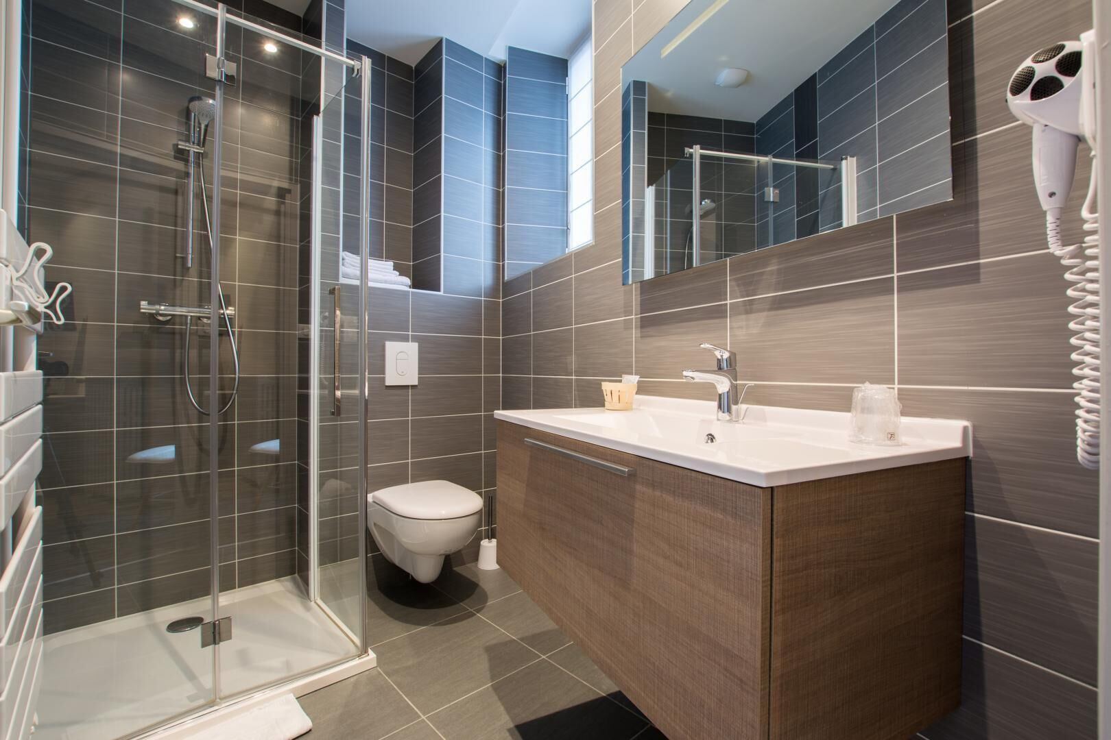 double room (charme) | bathroom | hair dryer