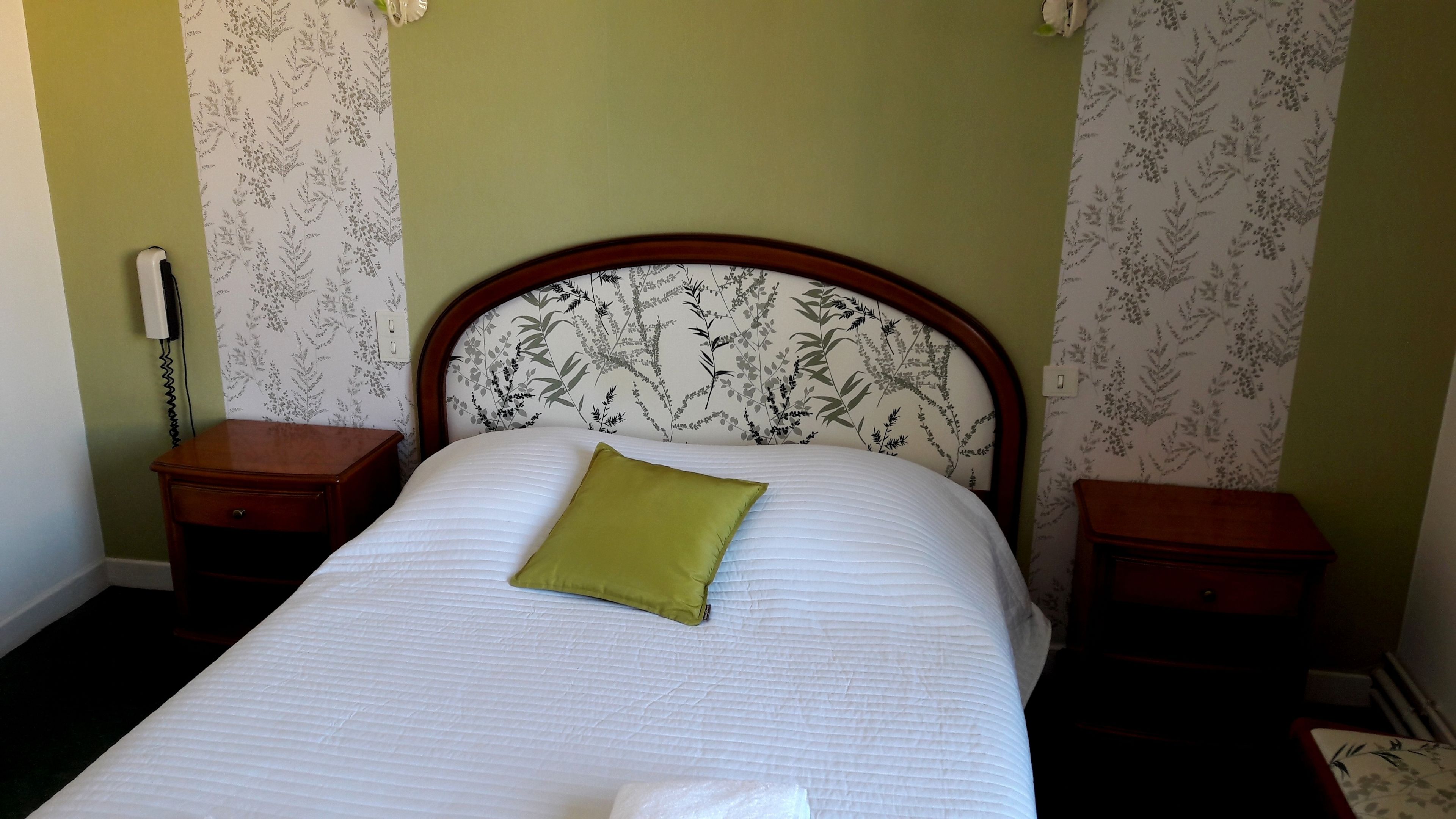 standard single room | desk, soundproofing, free wifi