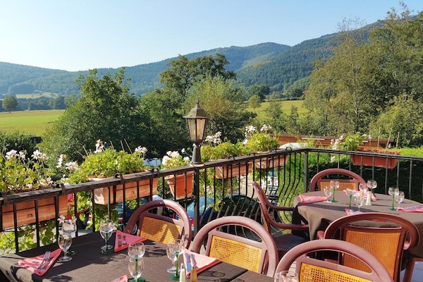Dinner served, alfresco dining