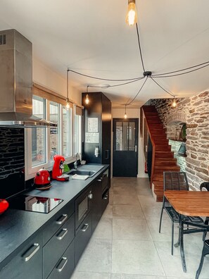 Maisonette | Eigene Küche | Wasserkocher mit Kaffee-/Teezubehör, Wasserkocher