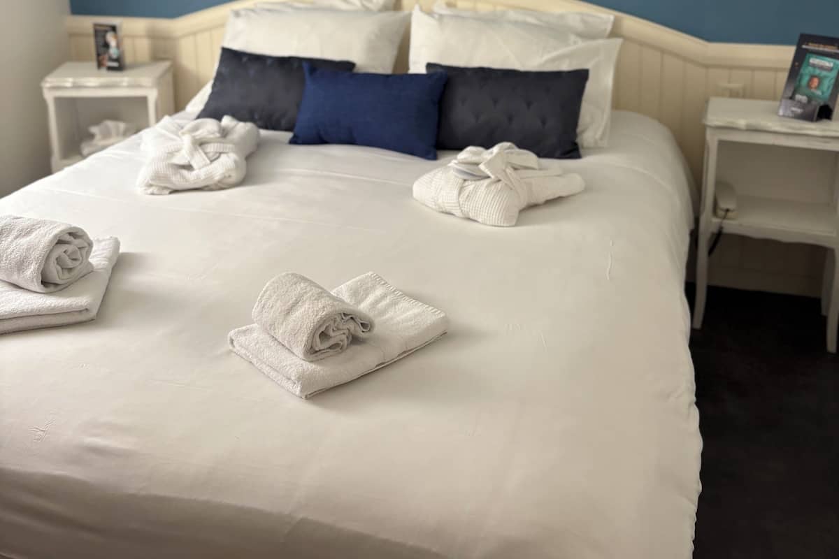 Triple Room | Premium bedding, individually decorated, individually furnished