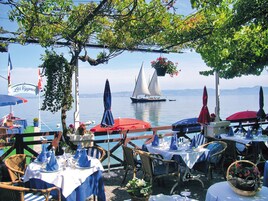 Breakfast, lunch, dinner served; French cuisine