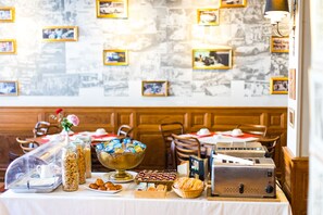 Dagelijks ontbijtbuffet (toeslag)