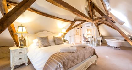 Hotel De France - LOGIS DE FRANCE