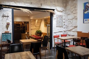 Reception - Hôtel La Muette (Arles)