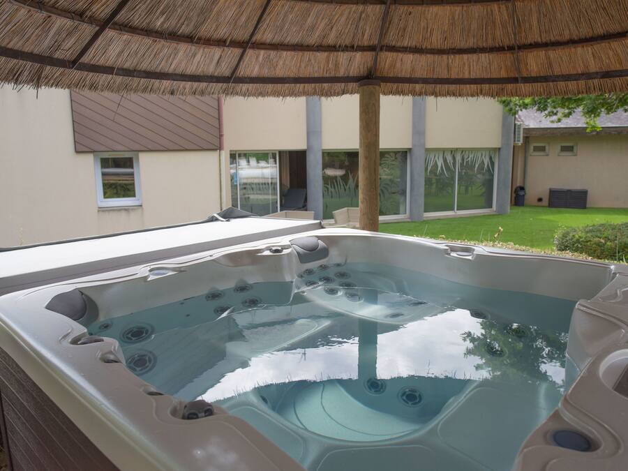 Body treatments, body scrubs, facials, manicures and pedicures