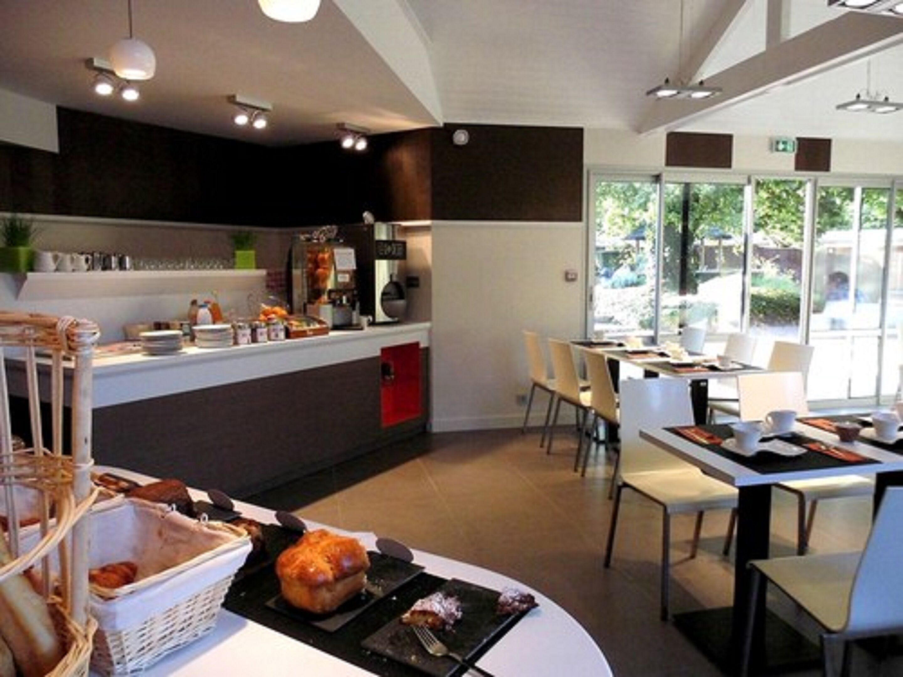 daily buffet breakfast (eur 12.90 per person)