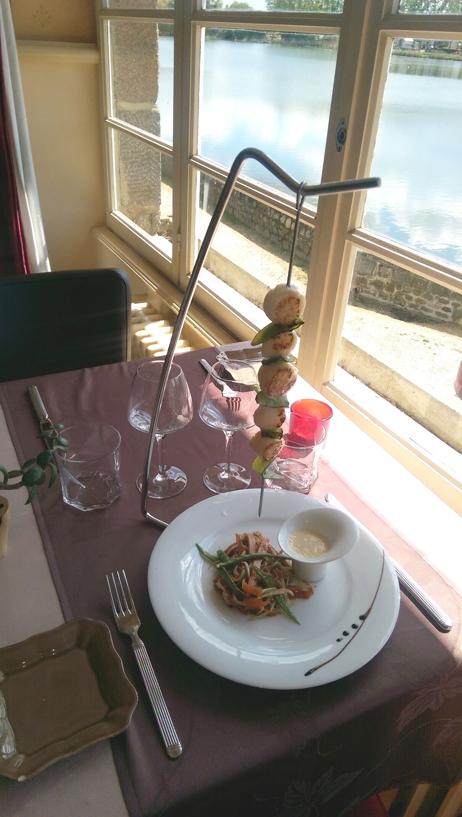 餐饮