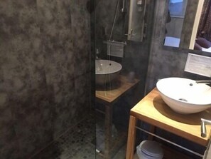 Habitació doble clàssica, vistes al llac | Lavabo