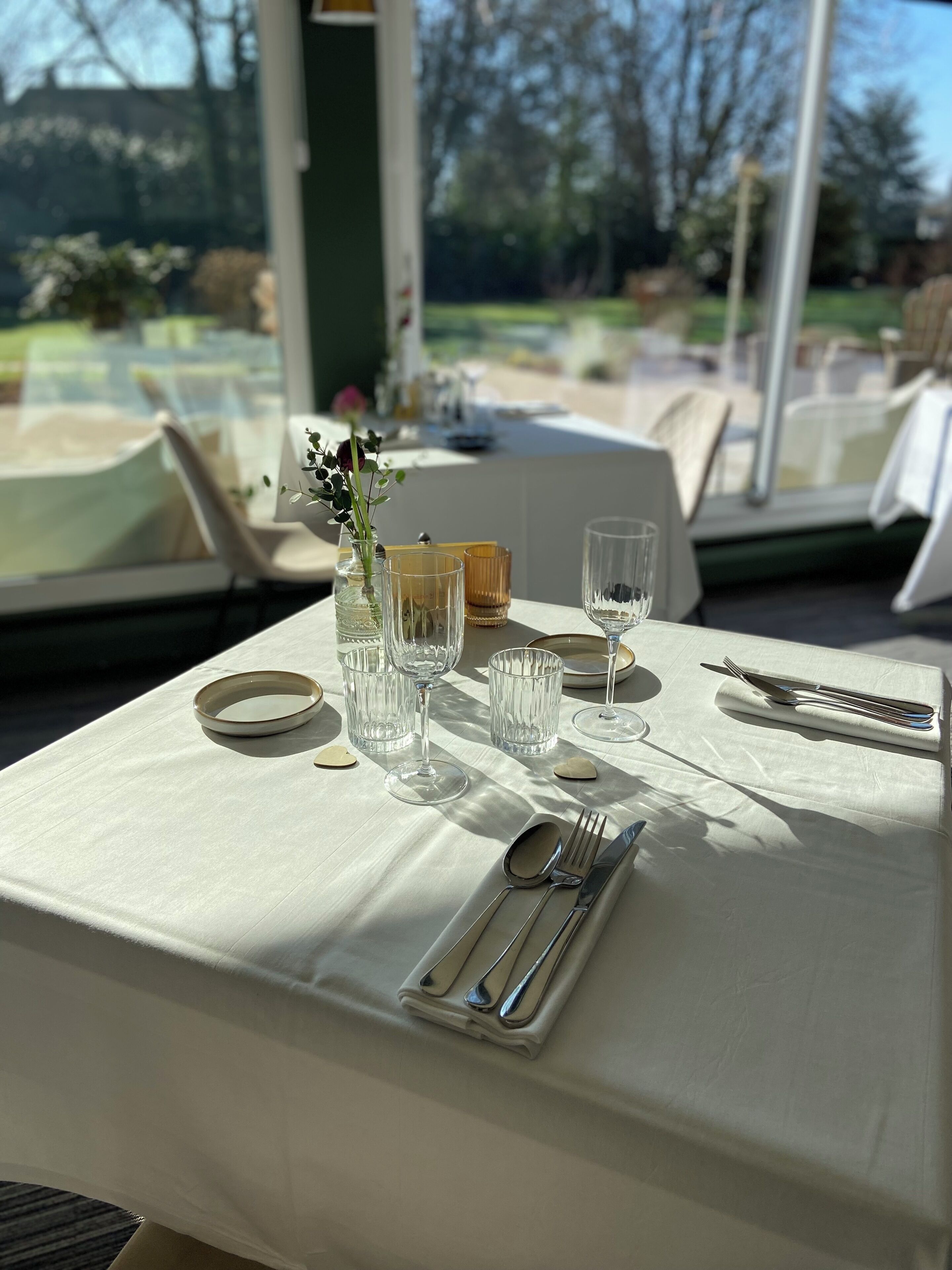 breakfast and dinner served