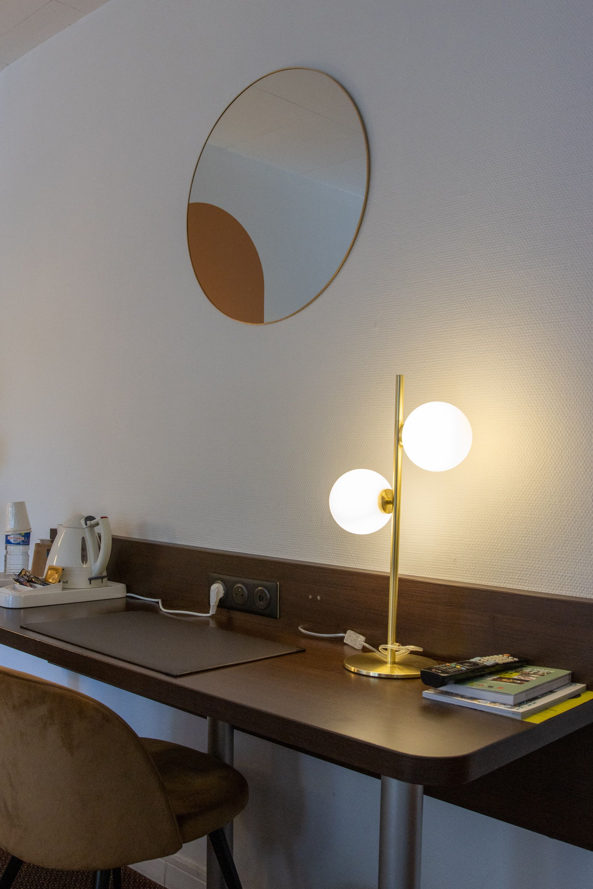 26-inch tv with satellite channels