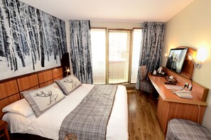 In-room safe, desk, blackout curtains, soundproofing