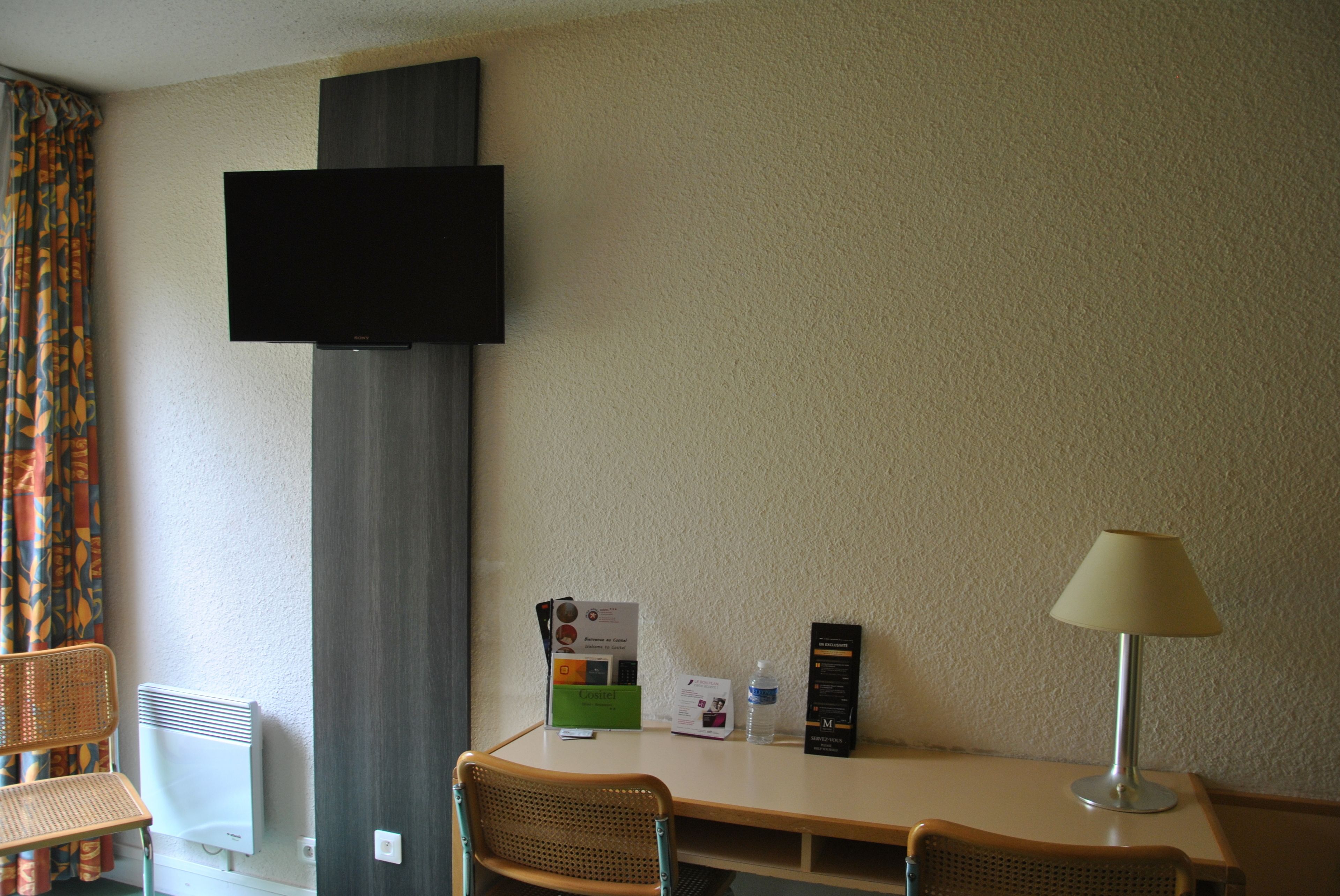 comfort quadruple room | desk, iron/ironing board, free cots/infant beds, free wifi