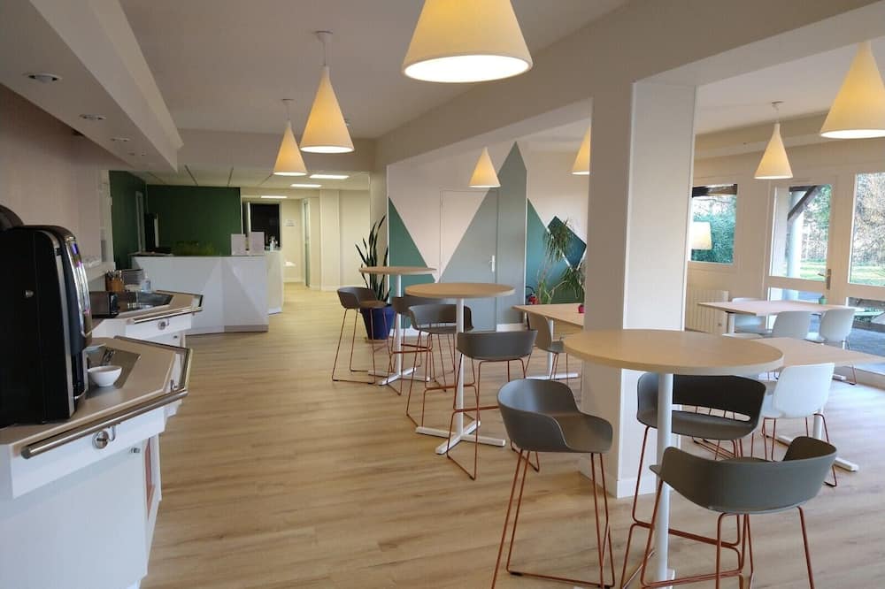 The Originals City, Hôtel Amys