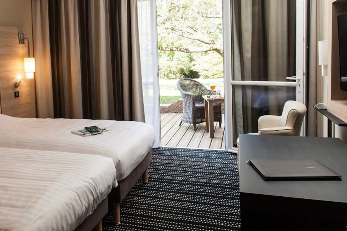 1 bedroom, desk, blackout curtains, iron/ironing board