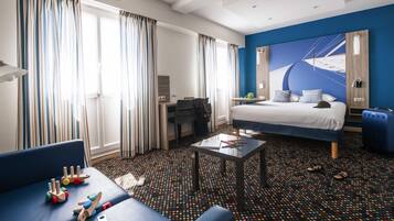 Premium bedding, pillowtop beds, desk, blackout drapes