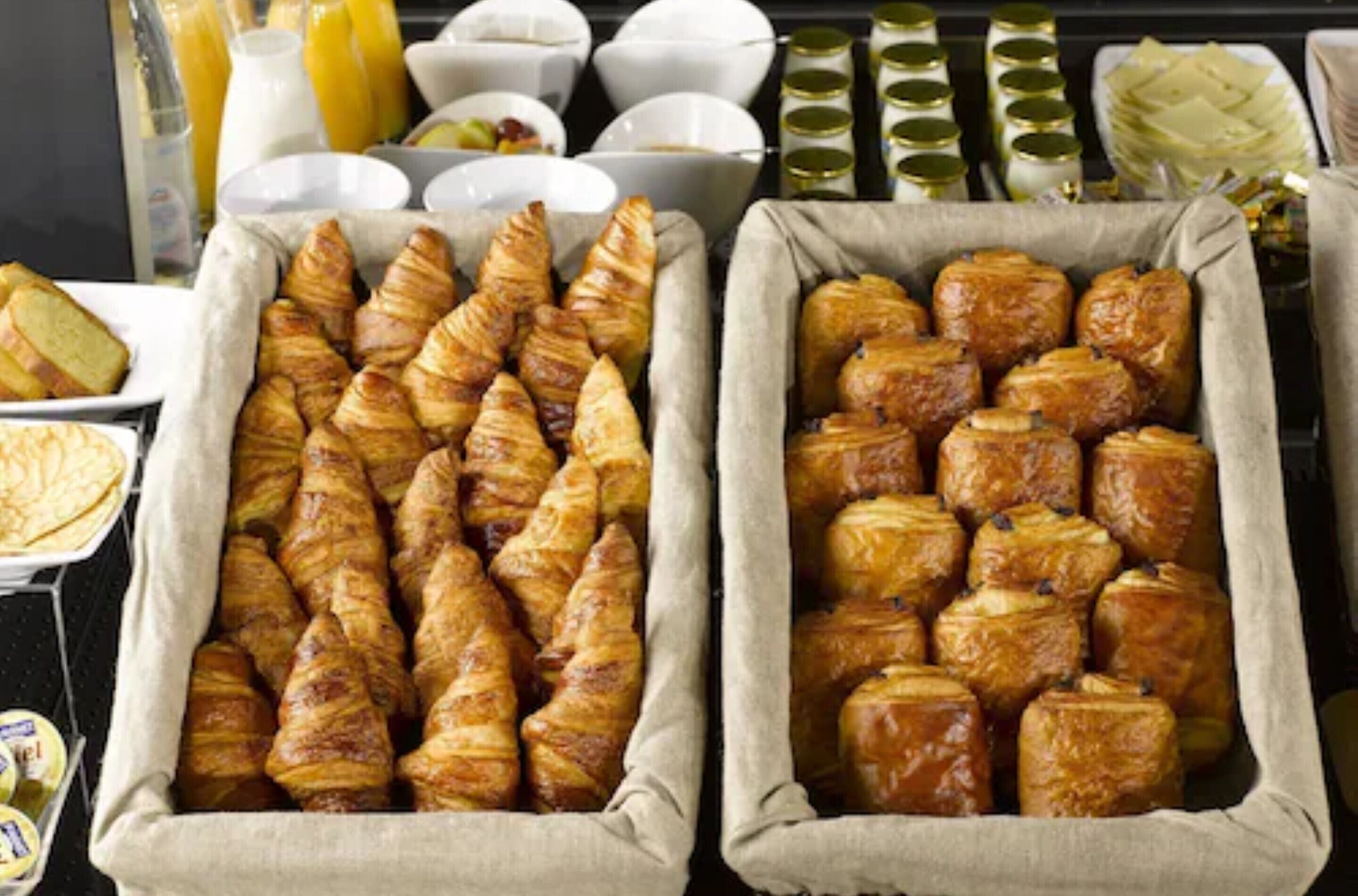 daily buffet breakfast (eur 13.9 per person)