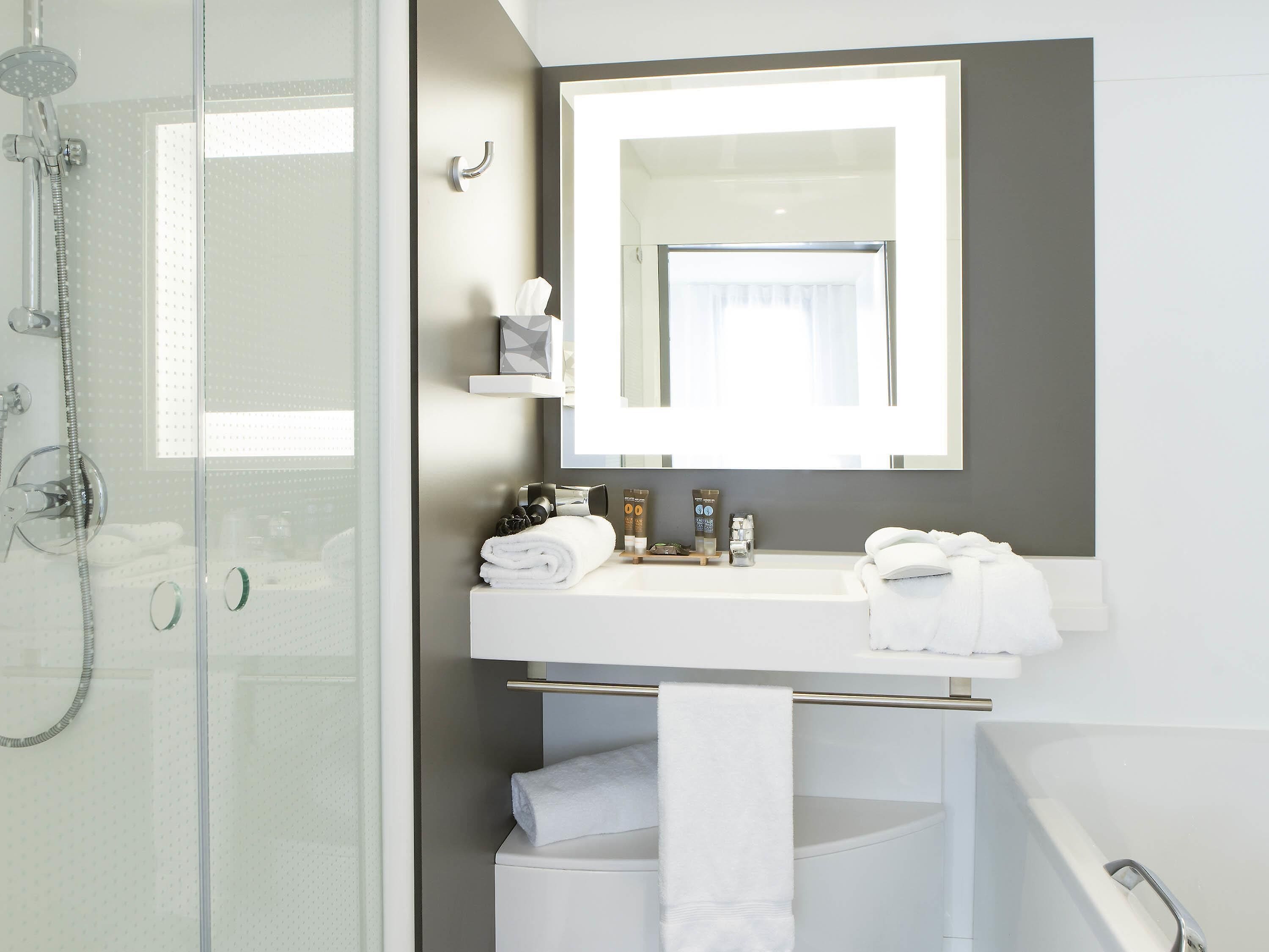 Executive Suite, Multiple Beds | In-room safe, desk, blackout drapes, soundproofing