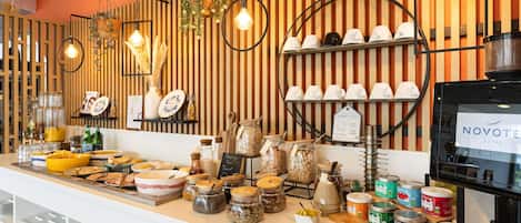 Daily buffet breakfast (EUR 20 per person)