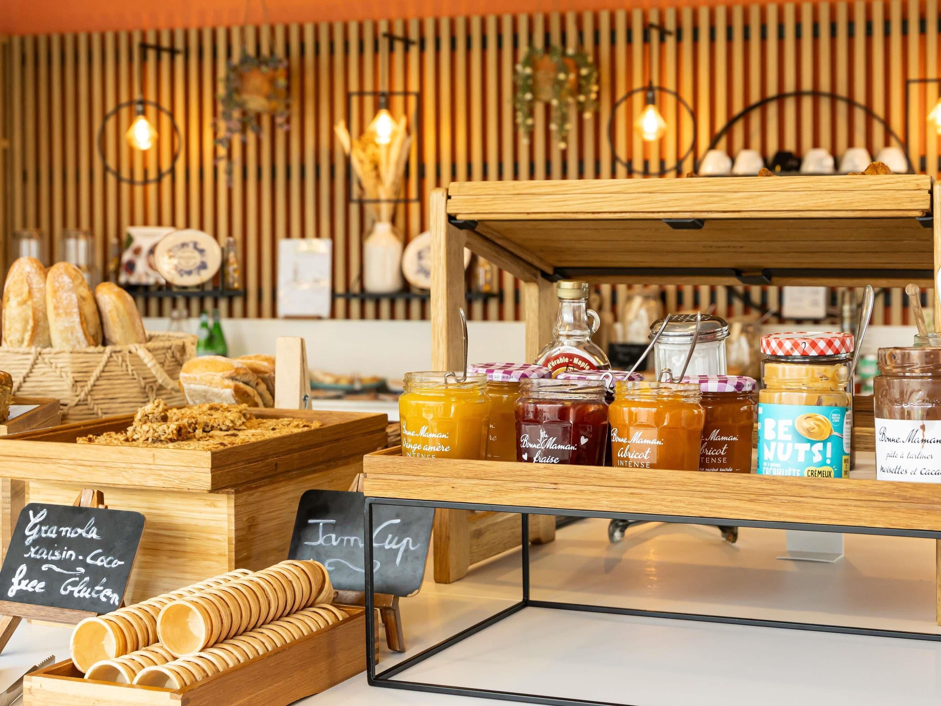 Daily buffet breakfast (EUR 20 per person)