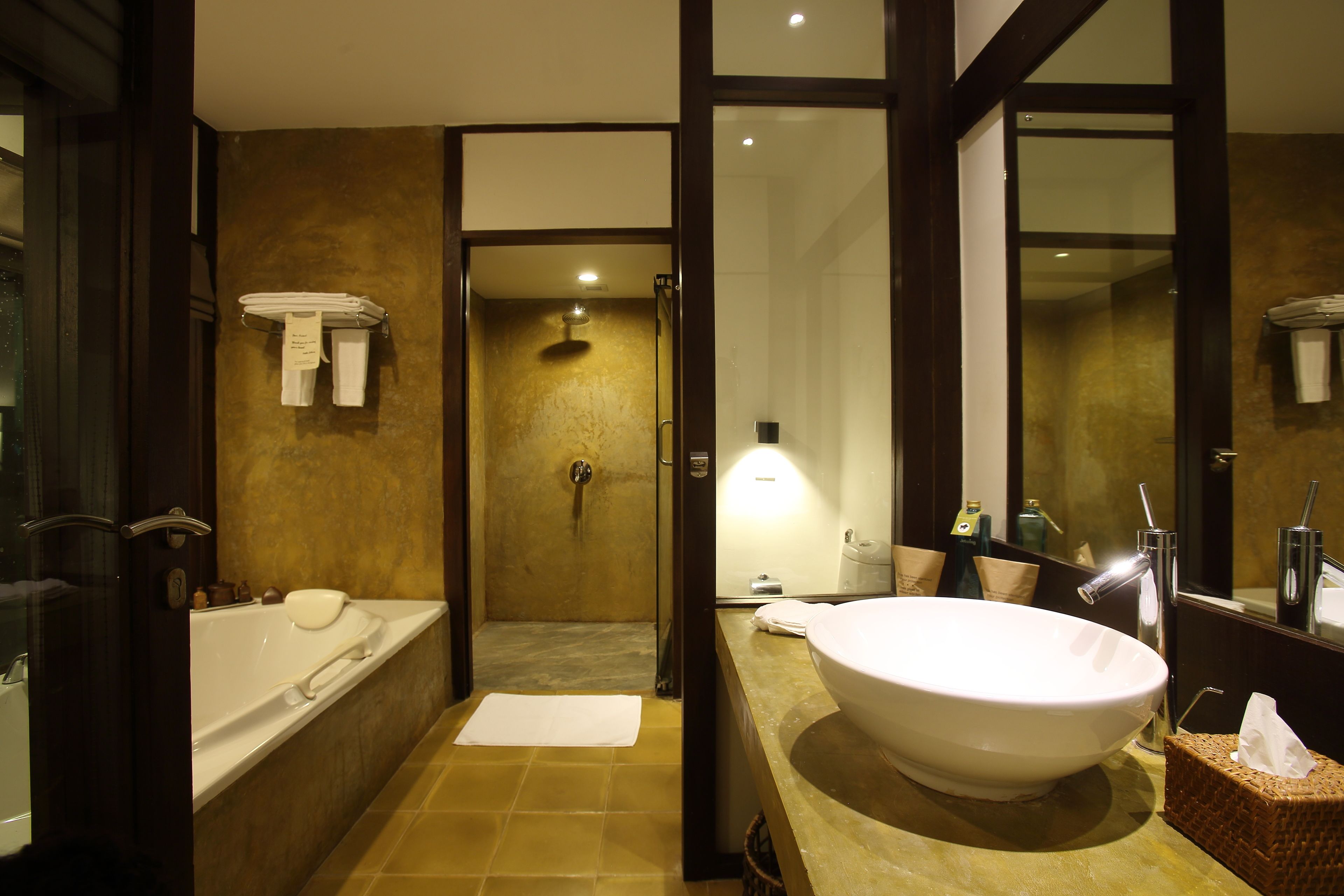 separate bathtub and shower, deep-soaking bathtub, rainfall showerhead