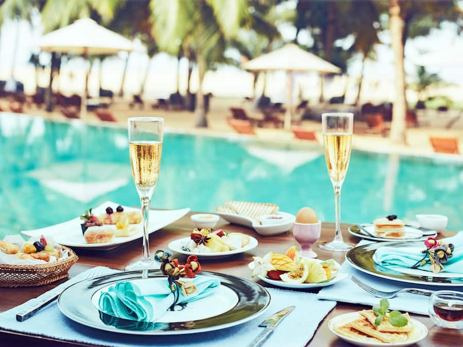 Bar à beira da piscina