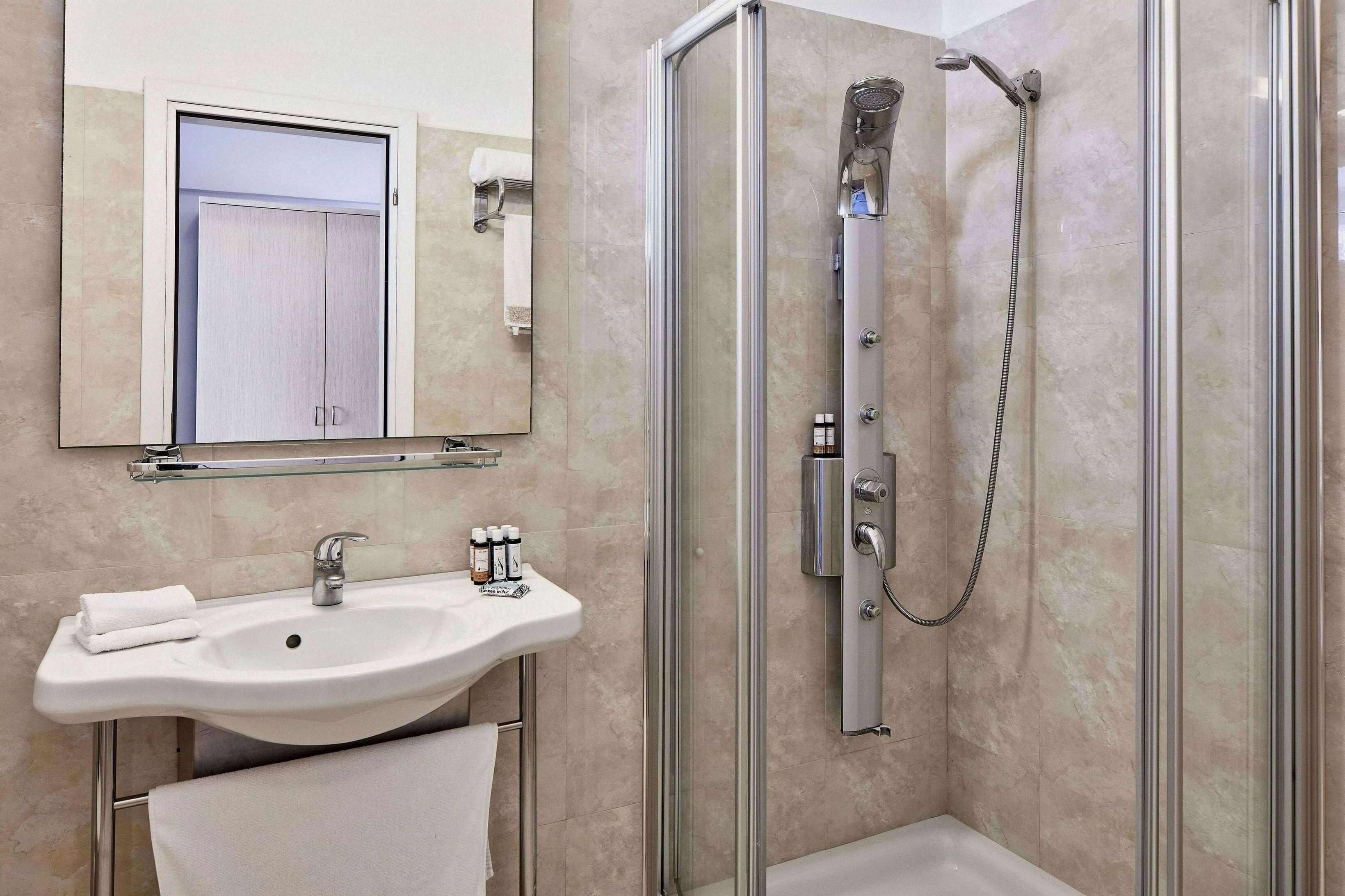 egyptian cotton sheets, premium bedding, pillow-top beds, minibar