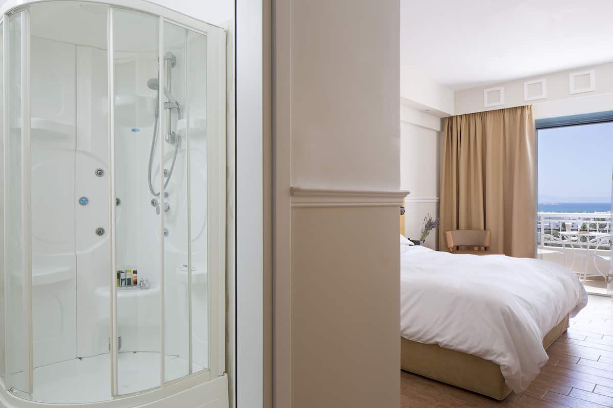standard room, sea facing (ariadni) | bathroom shower