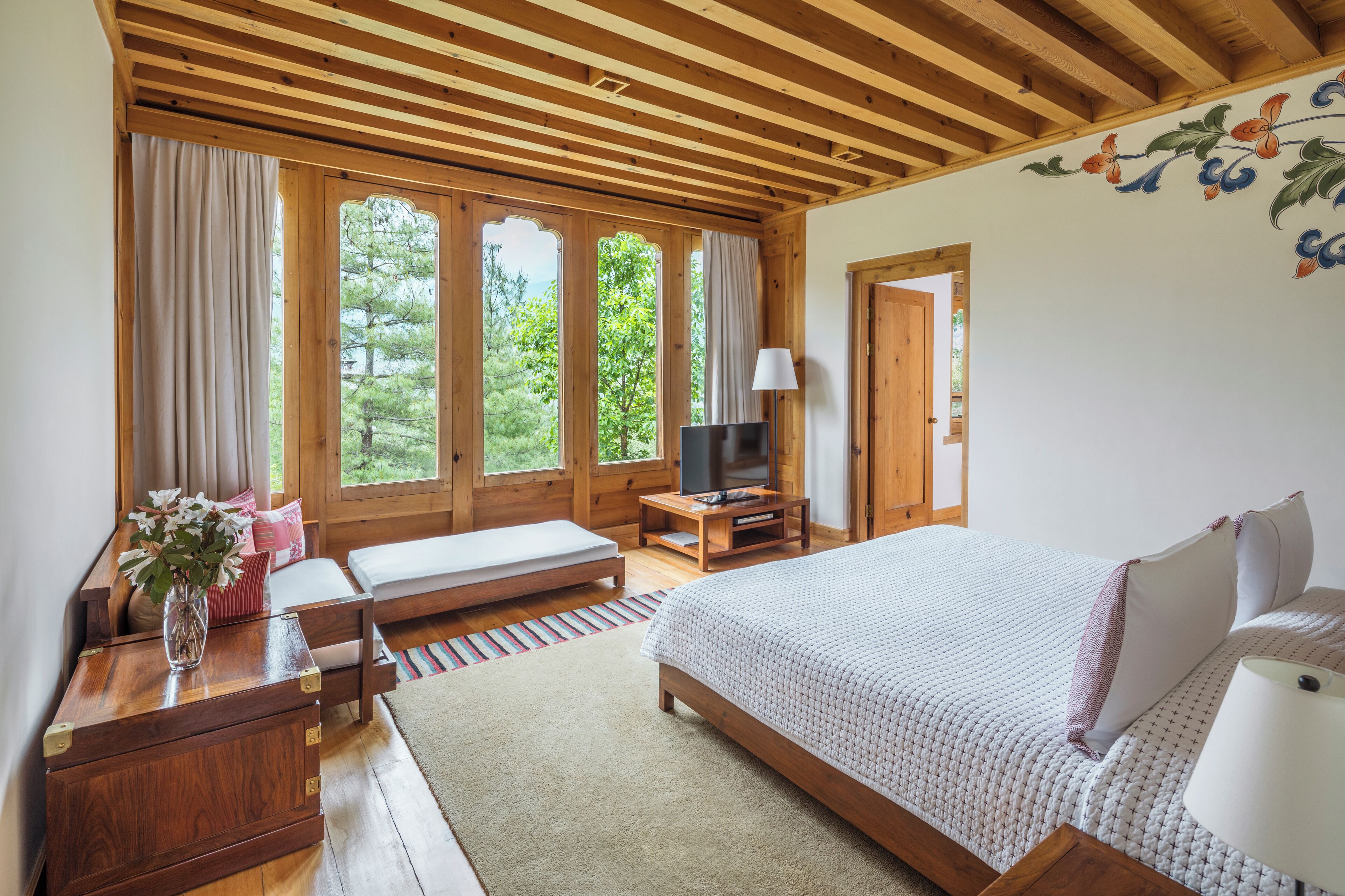 Villa, 1 Bedroom | Hypo-allergenic bedding, minibar, in-room safe, laptop workspace