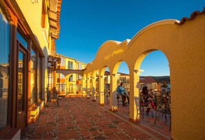 Lunch and dinner served - Hotel Rosario Lago Titicaca (Copacabana)