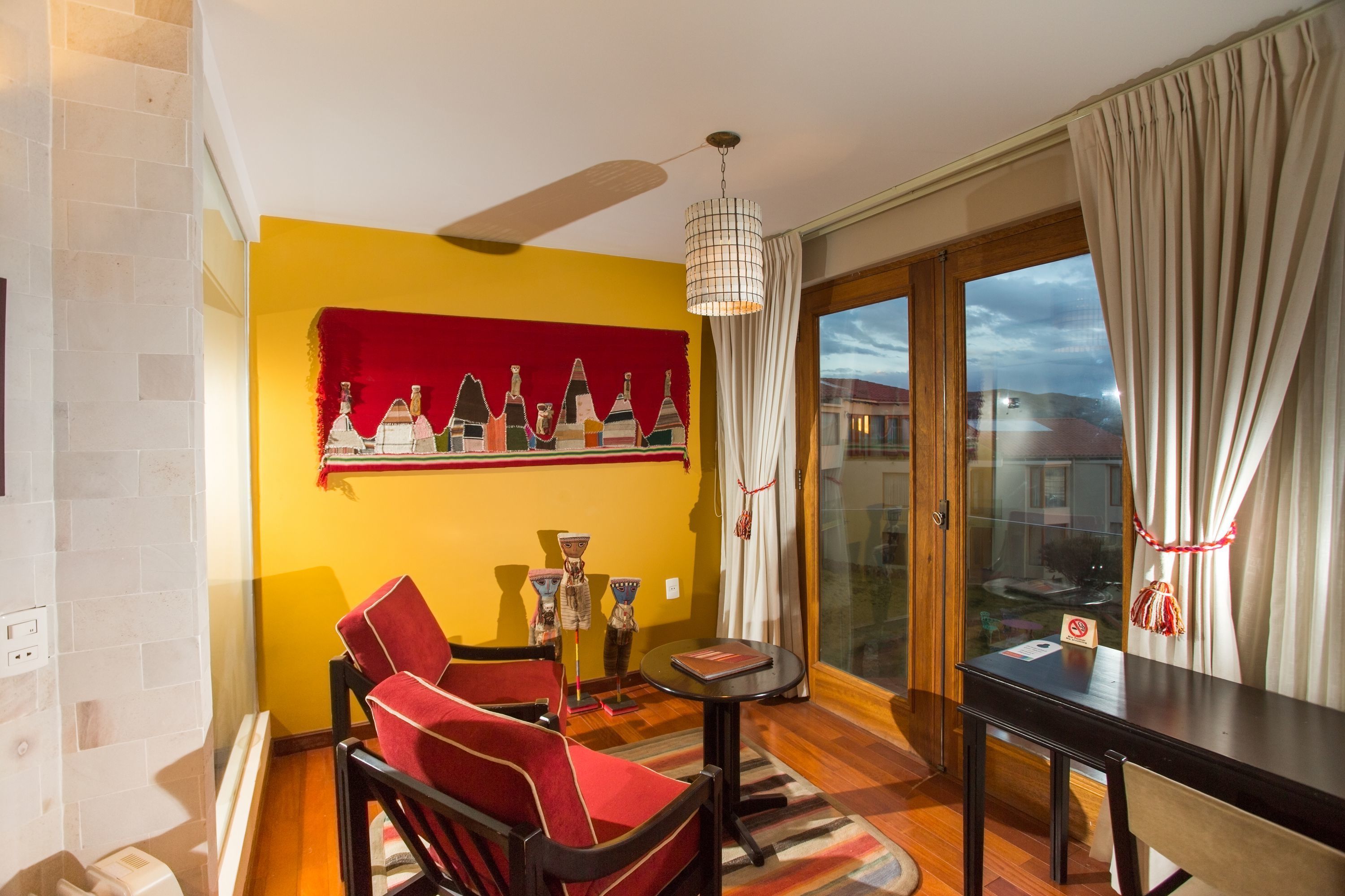 premium triple room, 3 single beds, balcony, lake view | living room | flat-screen tv