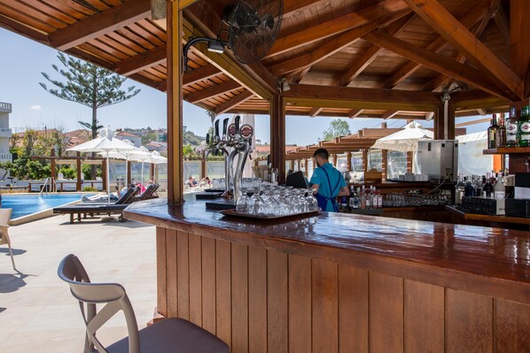 Bar (on property) - Hotel Kalyves Beach (Apokoronas)
