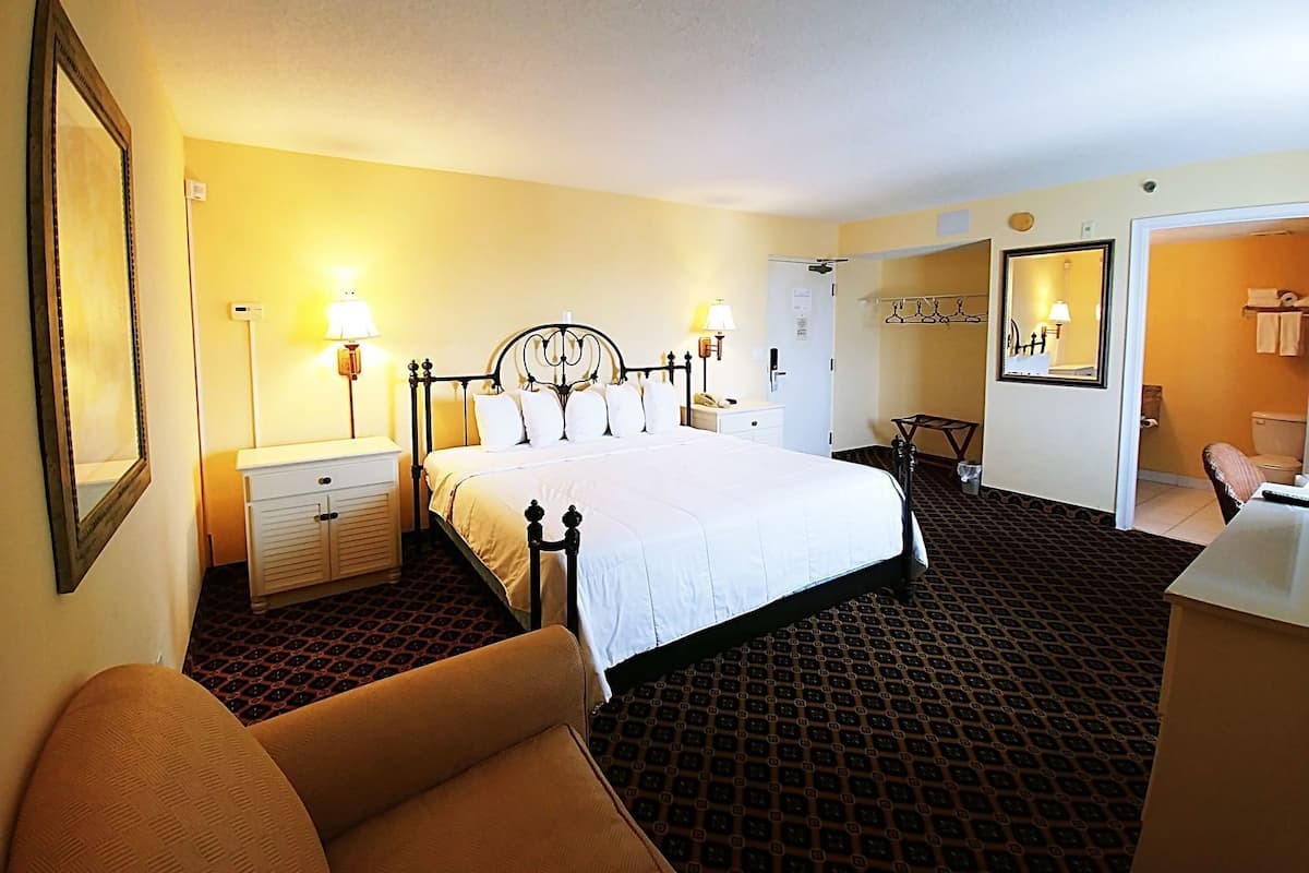 In-room safe, iron/ironing board, free WiFi, bed sheets