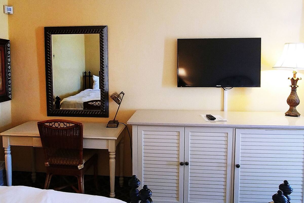 In-room safe, iron/ironing board, free WiFi, bed sheets