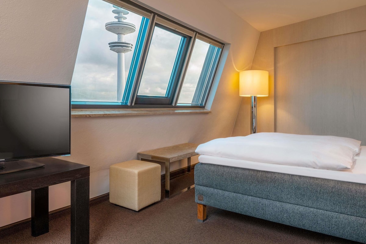 Junior Suite, 1 King Bed