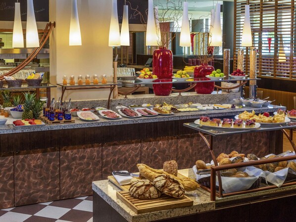 Allergikerbettwaren, Select-Comfort-Betten, Zimmersafe, Schreibtisch