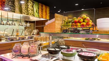 Daily buffet breakfast (EUR 26.5 per person)
