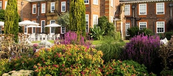 Barnett Hill - Luxury Hotel